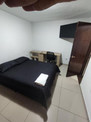 Habitación cama doble con baño privado